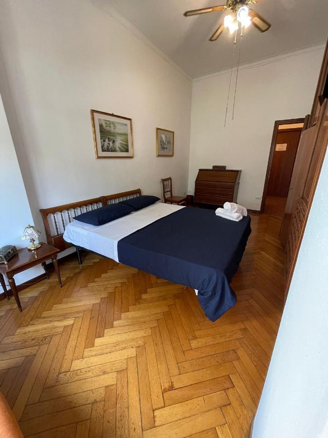 Hostel Corner 32 Milano Exteriör bild